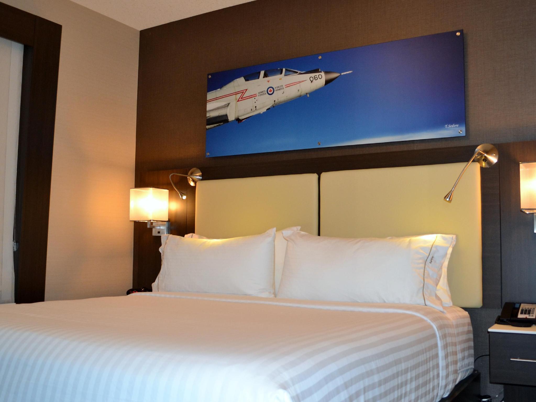Holiday Inn Express & Suites Cold Lake By Ihg Екстер'єр фото