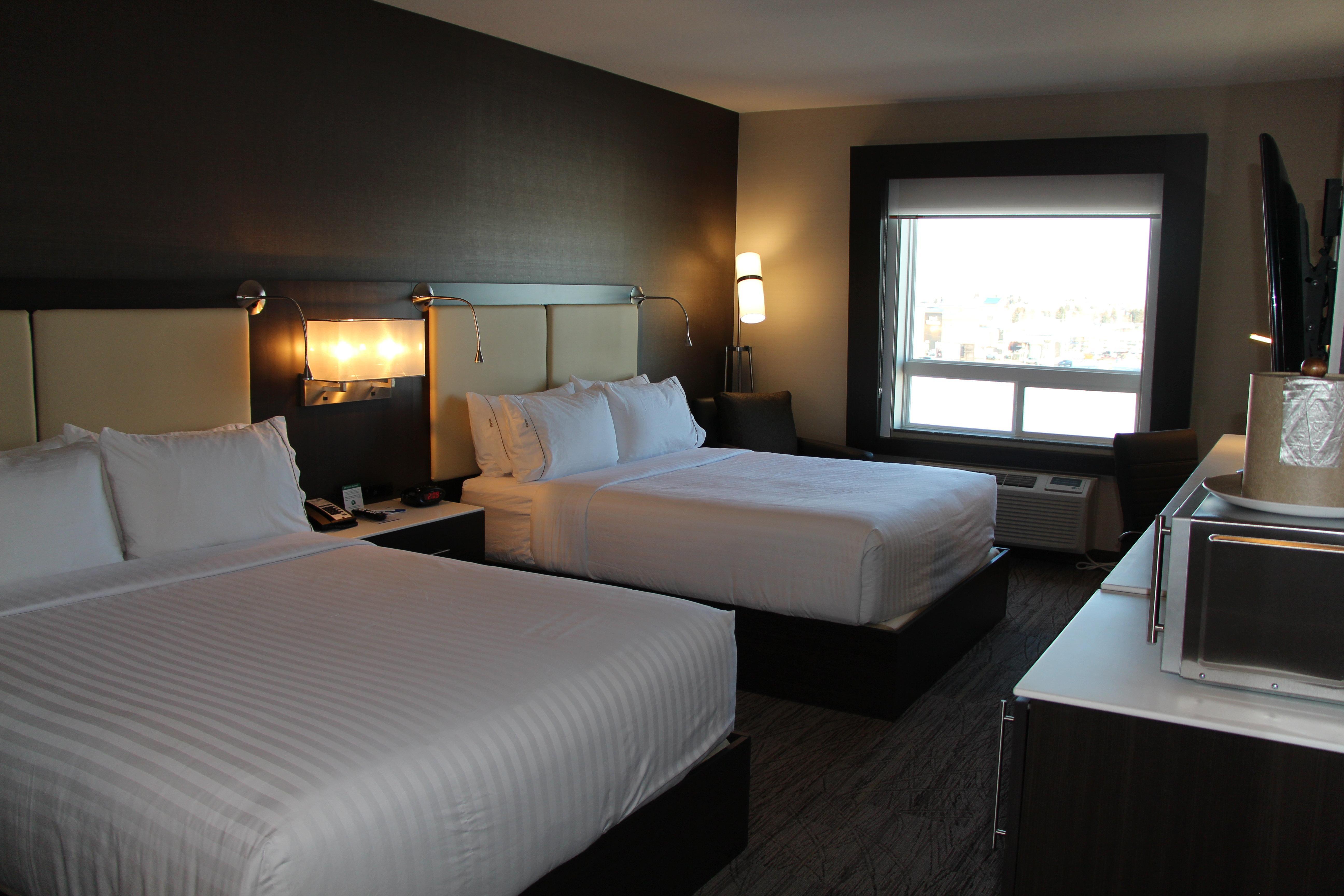 Holiday Inn Express & Suites Cold Lake By Ihg Екстер'єр фото