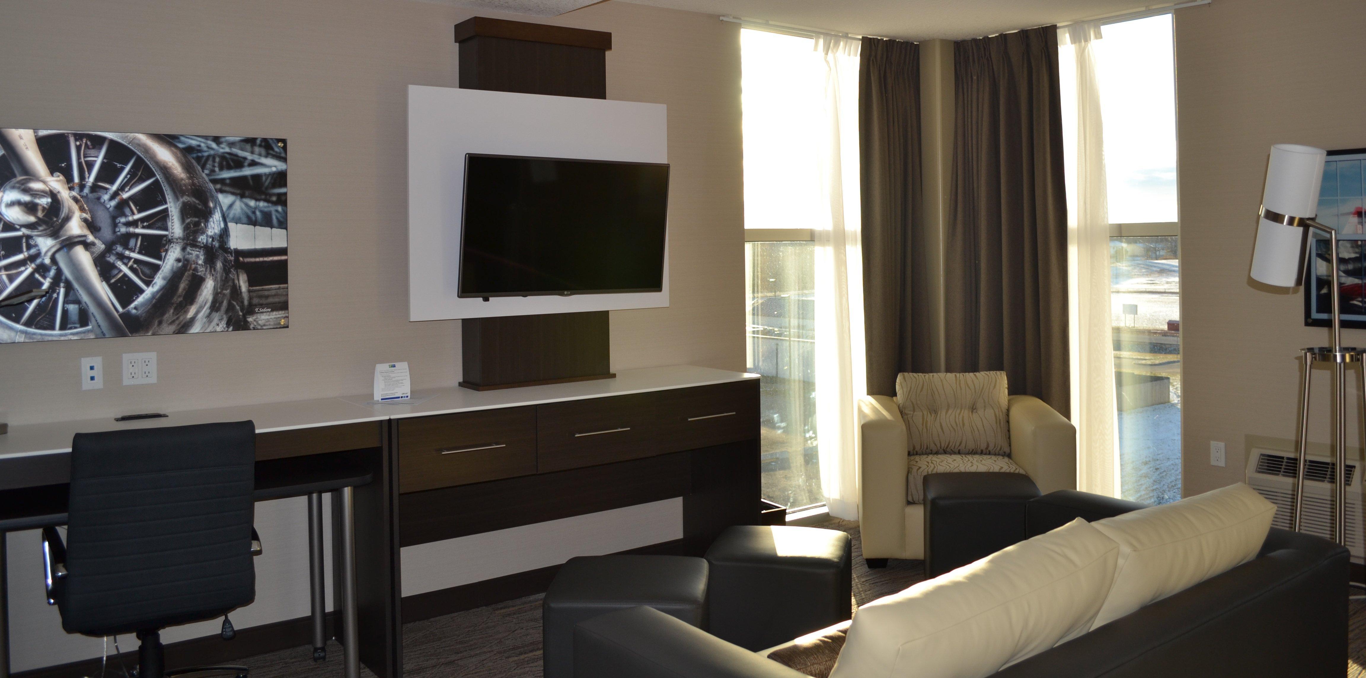 Holiday Inn Express & Suites Cold Lake By Ihg Екстер'єр фото
