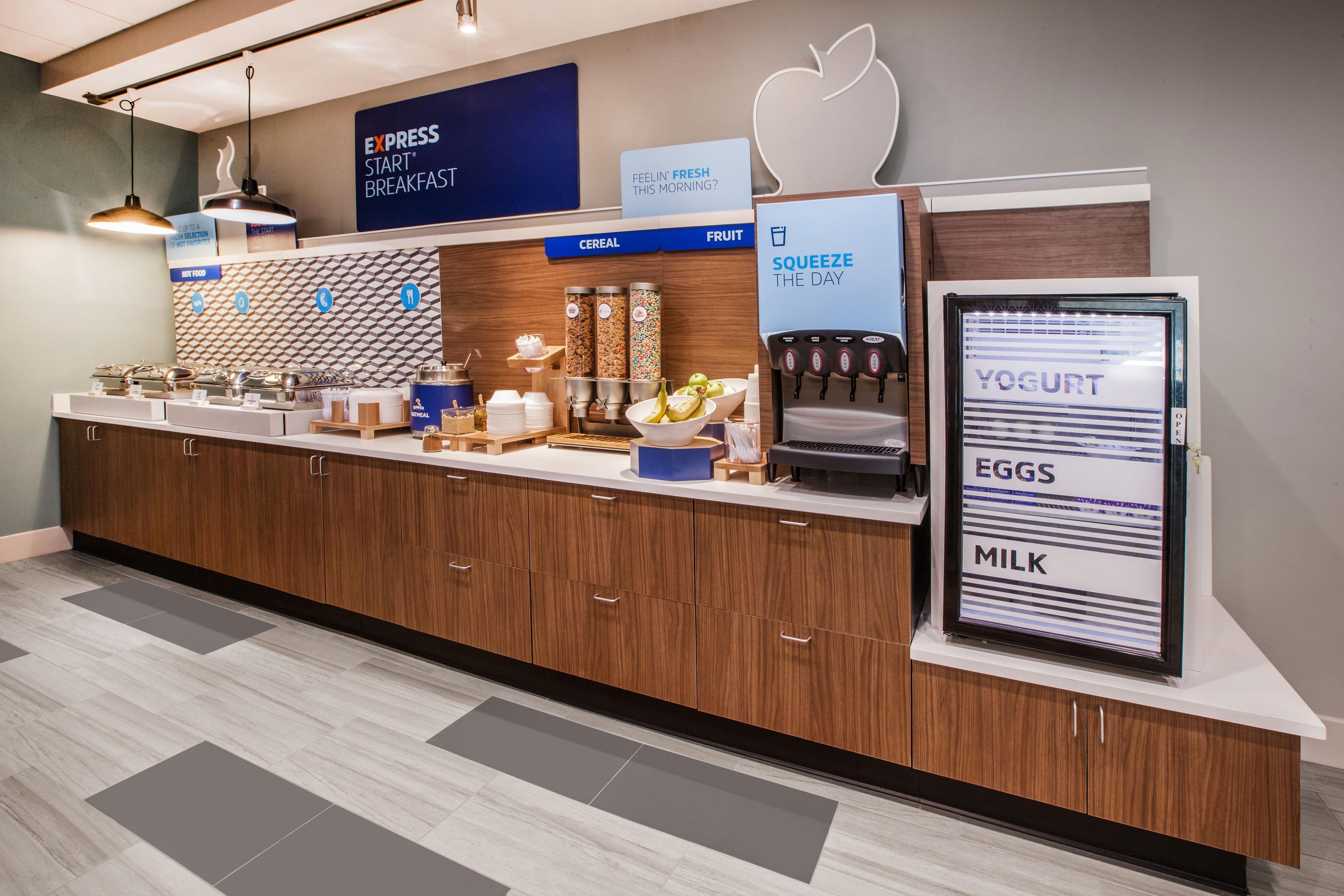 Holiday Inn Express & Suites Cold Lake By Ihg Екстер'єр фото
